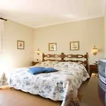 Di Hotel 3*